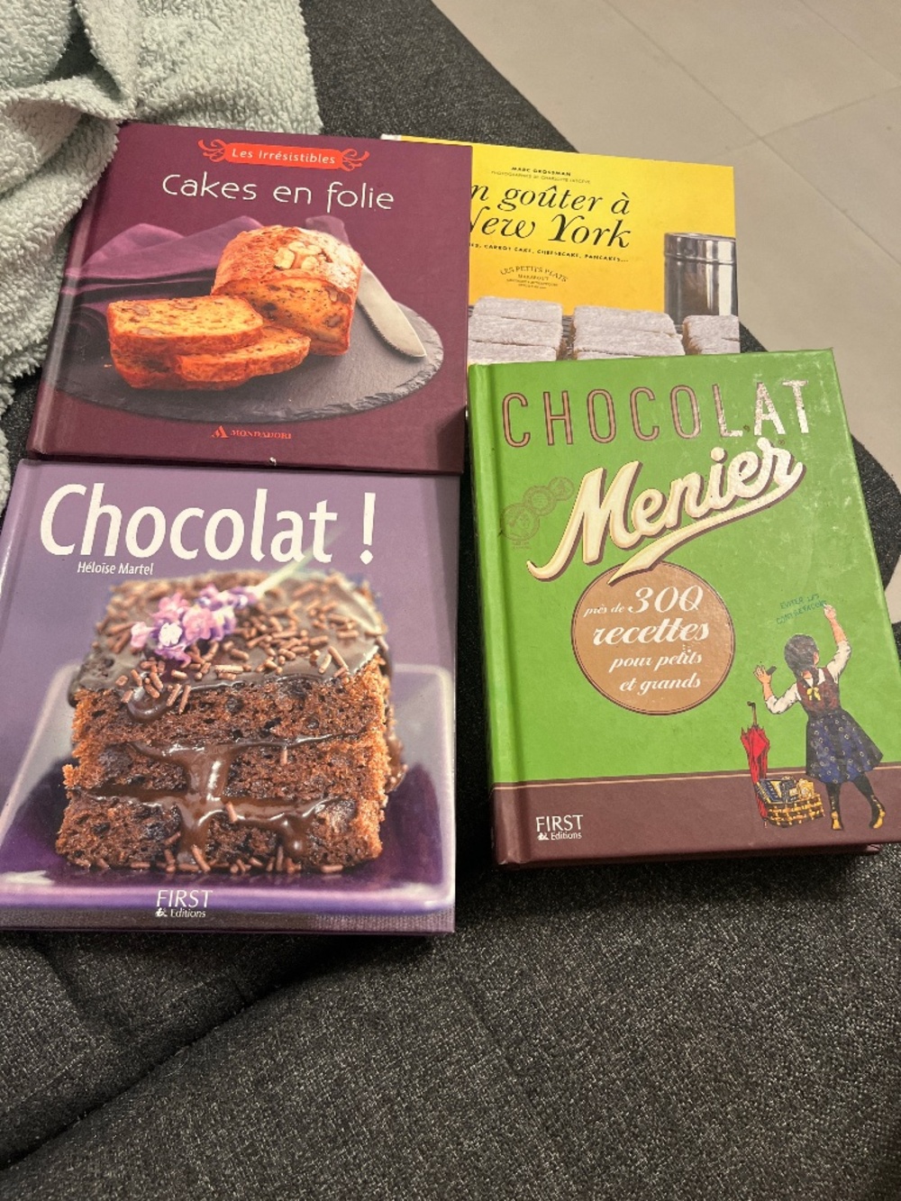 Set of 4 books FRENCH cooking recipe